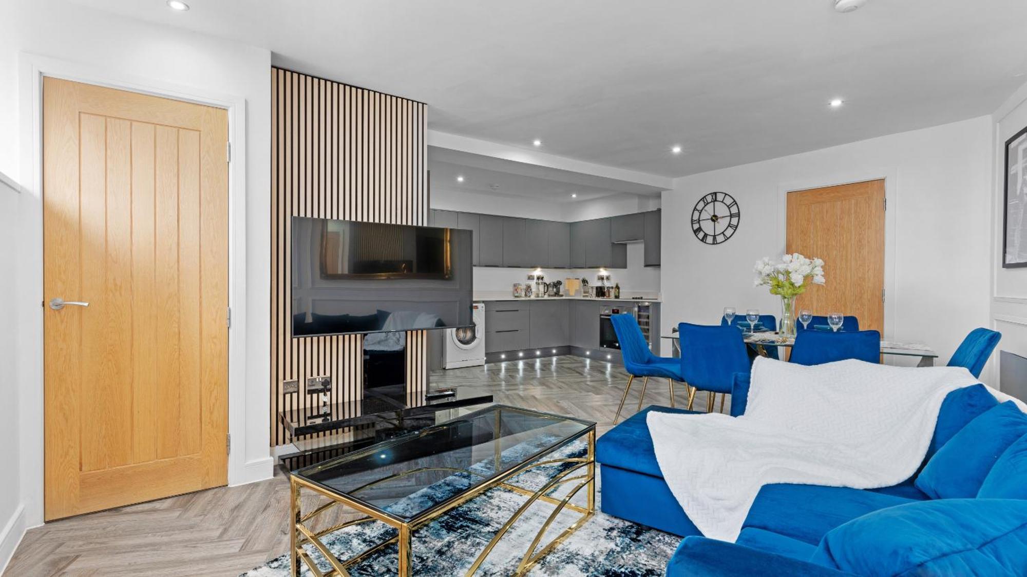 Imperial Quarters Luxury 2 Bed In Centre Snow Hill Perfect For Business, Leisure And Family Apartment